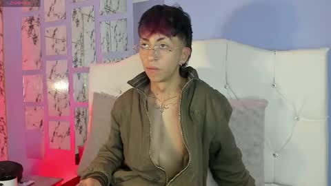 Snapshot of david_drose chatting on July 28, 2026, 9:48 am Dominik online show from July 28, 2026, 9:48 am