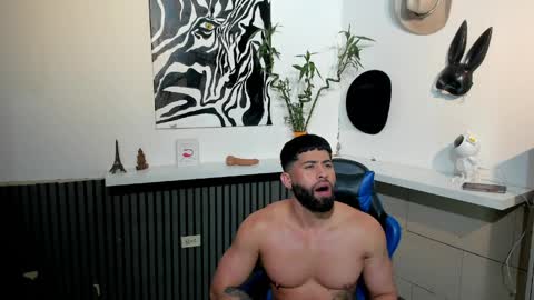 Snapshot of david_janson18 chatting on April 1, 2026, 11:35 pm david_janson18 online show from April 1, 2026, 11:35 pm