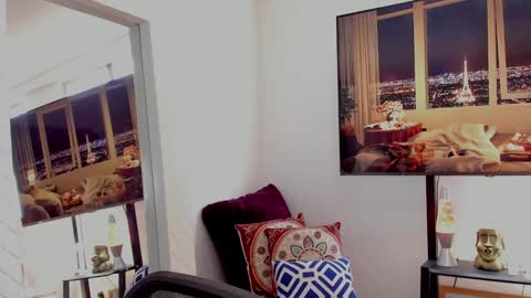 Snapshot of david_johnson372 chatting on January 21, 2025, 3:32 pm Hey im David that loves to explore and speak their fantasies. Very open talktative and nice. Feel free to chat with me online show from January 21, 2025, 3:32 pm