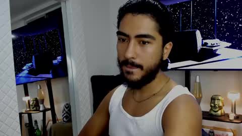 Snapshot of david_johnson372 chatting on February 2, 2025, 8:57 am Hey im David that loves to explore and speak their fantasies. Very open talktative and nice. Feel free to chat with me online show from February 2, 2025, 8:57 am