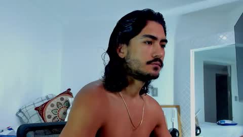 Snapshot of david_johnson372 chatting on October 23, 2025, 11:42 am Hey im David that loves to explore and speak their fantasies. Very open talktative and nice. Feel free to chat with me online show from October 23, 2025, 11:42 am