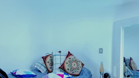 Snapshot of david_johnson372 chatting on November 17, 2025, 12:00 pm Hey im David that loves to explore and speak their fantasies. Very open talktative and nice. Feel free to chat with me online show from November 17, 2025, 12:00 pm