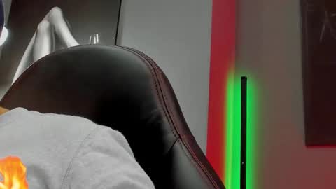 Snapshot of david_jons7 chatting on September 14, 2025, 8:19 pm David Jons online show from September 14, 2025, 8:19 pm