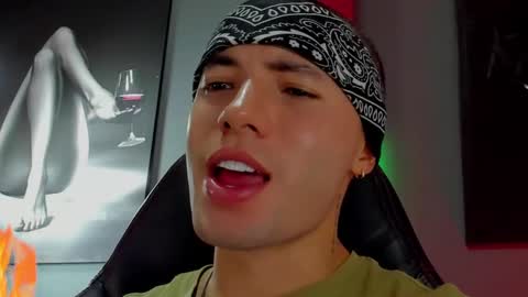 Snapshot of david_jons7 chatting on September 17, 2025, 11:50 pm David Jons online show from September 17, 2025, 11:50 pm