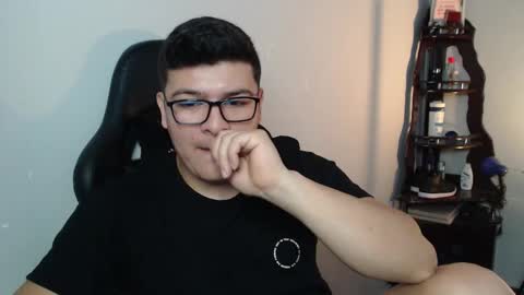 Snapshot of david_smit_ chatting on February 12, 2026, 6:36 pm david smit online show from February 12, 2026, 6:36 pm