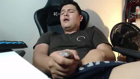 Snapshot of david_smit_ chatting on February 16, 2026, 9:11 pm david smit online show from February 16, 2026, 9:11 pm