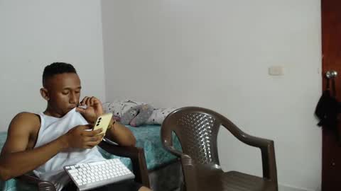 Snapshot of davidberrocal chatting on November 8, 2025, 10:08 pm DavidSexxx777 online show from November 8, 2025, 10:08 pm