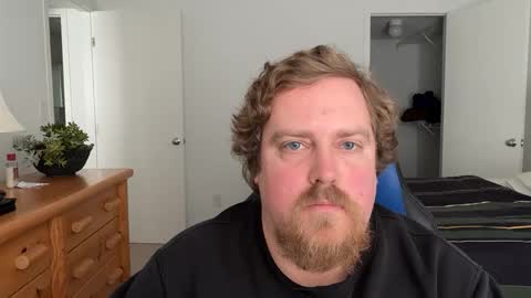 Snapshot of davidmdrake chatting on March 16, 2026, 7:40 pm davidmdrake online show from March 16, 2026, 7:40 pm