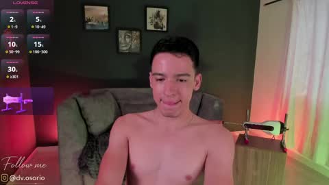 Snapshot of davidosoriox chatting on May 28, 2026, 8:17 pm David Osorio online show from May 28, 2026, 8:17 pm