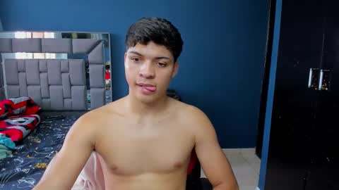 davidro030 online show from September 25, 2025, 8:34 pm