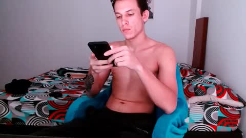 davidsalazar33 online show from October 28, 2025, 5:00 am