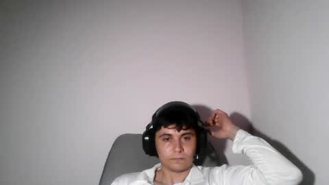 Snapshot of davidxstorm chatting on May 18, 2026, 10:37 pm David online show from May 18, 2026, 10:37 pm