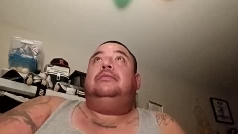 davidzhere222800 online show from November 22, 2025, 11:09 am