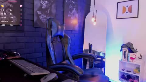 Snapshot of daviidevans chatting on March 4, 2026, 10:38 pm David Evans online show from March 4, 2026, 10:38 pm