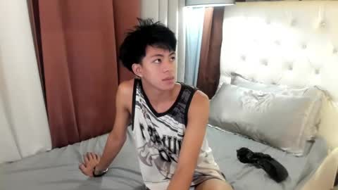 Snapshot of davincihugecock chatting on May 5, 2026, 4:48 pm daniel online show from May 5, 2026, 4:48 pm