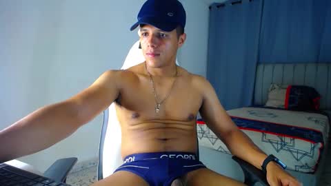 Snapshot of davisito7 chatting on February 13, 2026, 4:08 am David Angel online show from February 13, 2026, 4:08 am