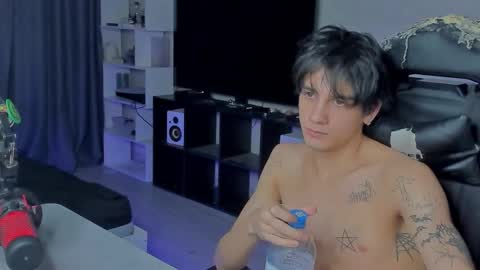 davis online show from October 9, 2025, 11:58 pm