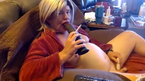 Snapshot of dawndoesall chatting on November 22, 2025, 6:18 pm dawndoesall online show from November 22, 2025, 6:18 pm