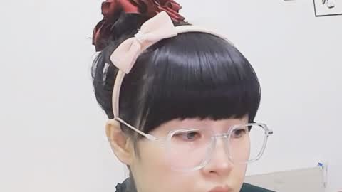 Mita online show from March 25, 2026, 5:46 am