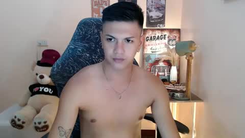 Snapshot of dax_x chatting on December 12, 2024, 1:17 pm JC LOVER BOY online show from December 12, 2024, 1:17 pm