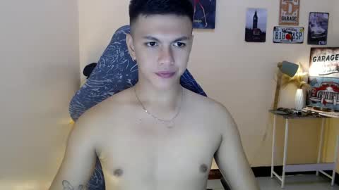 Snapshot of dax_x chatting on February 13, 2025, 12:02 am JC LOVER BOY online show from February 13, 2025, 12:02 am