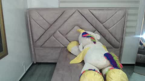 Hi Stream 1500 to 2100 online show from January 6, 2026, 8:12 pm