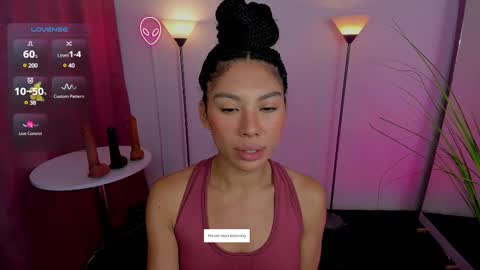 I am Dayanna  tecca online show from March 10, 2025, 10:02 pm