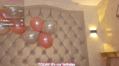 DAYRA ANGELS online show from February 27, 2025, 7:23 am