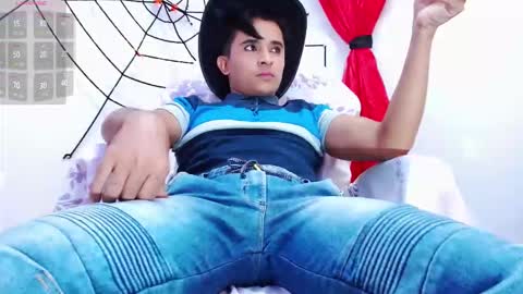 dayro_dduran online show from October 25, 2025, 6:46 pm