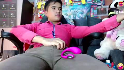 dayro_dduran online show from June 21, 2026, 7:05 pm
