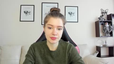 dazdrasmigdasue online show from January 11, 2025, 8:22 am