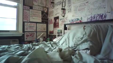 dbeamon92 online show from March 15, 2026, 4:57 pm