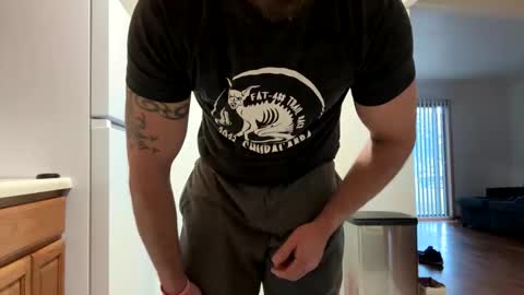 Snapshot of dblum75 chatting on March 1, 2026, 1:02 pm dblum75 online show from March 1, 2026, 1:02 pm