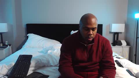 Snapshot of dcrush76 chatting on February 19, 2025, 9:14 pm DCrush online show from February 19, 2025, 9:14 pm