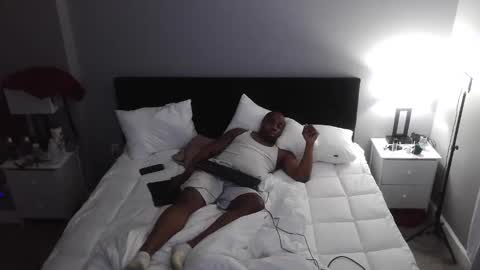 Snapshot of dcrush76 chatting on February 28, 2025, 11:03 am DCrush online show from February 28, 2025, 11:03 am