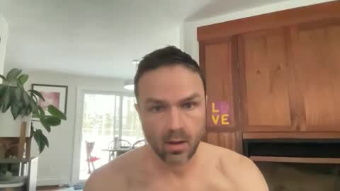 Snapshot of dd84love chatting on February 25, 2026, 8:51 pm Daniel online show from February 25, 2026, 8:51 pm