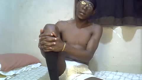 ddumba256 online show from March 21, 2026, 6:44 pm