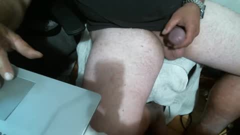 Snapshot of deango831 chatting on September 18, 2025, 2:02 am Deango online show from September 18, 2025, 2:02 am