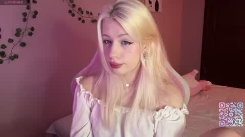 Snapshot of deannmagnie chatting on June 18, 2026, 3:27 pm Maggie online show from June 18, 2026, 3:27 pm