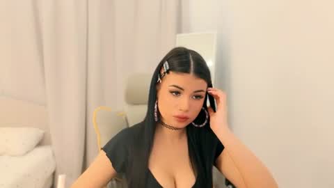 Snapshot of deardahlia_ chatting on July 28, 2026, 7:04 pm Adel online show from July 28, 2026, 7:04 pm
