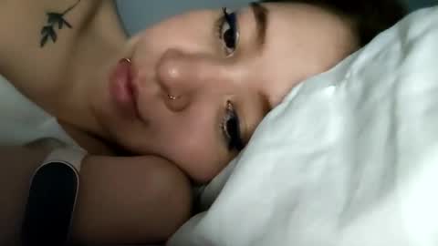 dearmilu28 online show from October 18, 2025, 11:11 am