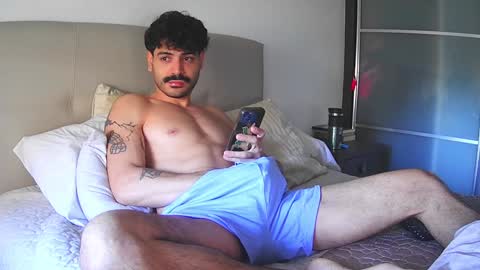 Snapshot of dearsweetboyz chatting on December 28, 2024, 12:45 pm Pablo online show from December 28, 2024, 12:45 pm