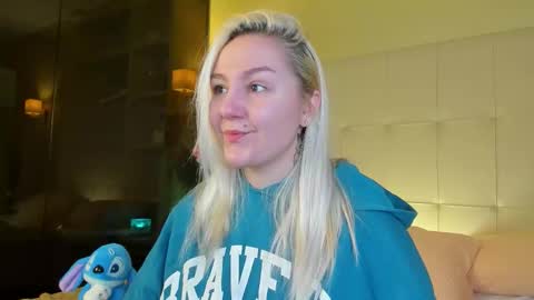 Debbie Mon Tue Fri Sun Sat GMT 3 1000am - 0400pm  online show from January 8, 2026, 5:26 pm