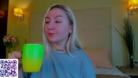 Debbie Mon Tue Fri Sun Sat GMT 3 1000am - 0400pm  online show from January 18, 2026, 6:23 pm