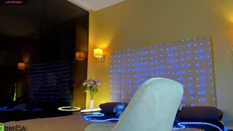 Snapshot of debbie_taylor chatting on April 18, 2026, 7:58 pm Debbie Mon Tue Fri Sun Sat GMT 3 1000am - 0400pm online show from April 18, 2026, 7:58 pm