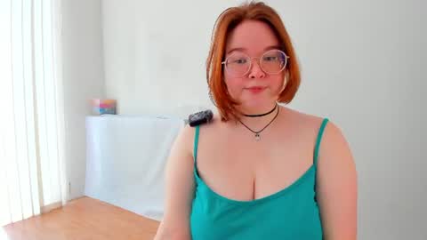 Snapshot of debbiewood chatting on June 14, 2026, 5:09 am DeboraDebbieDee online show from June 14, 2026, 5:09 am