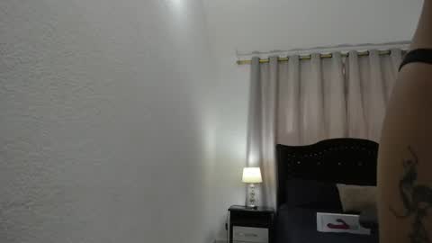  Dbora  online show from December 24, 2024, 1:17 pm