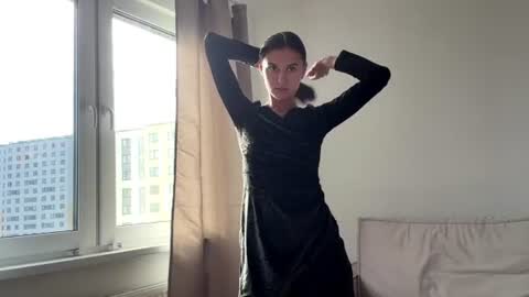 Nicole online show from July 28, 2026, 2:13 pm