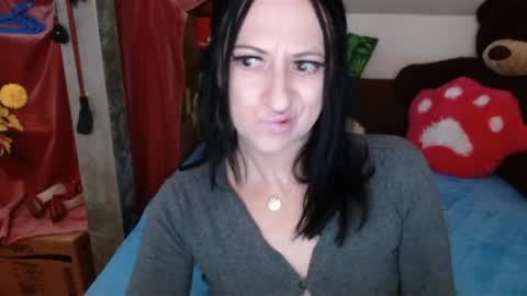 DebraMilf online show from January 19, 2025, 7:26 pm