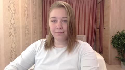 Snapshot of debramust chatting on December 12, 2024, 9:48 pm debramust online show from December 12, 2024, 9:48 pm